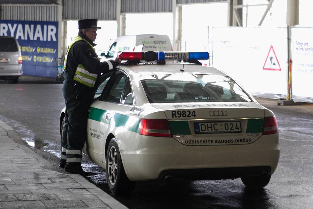 Reidas oro uoste: policininkai nespėjo rašyti protokolų pažeidėjams