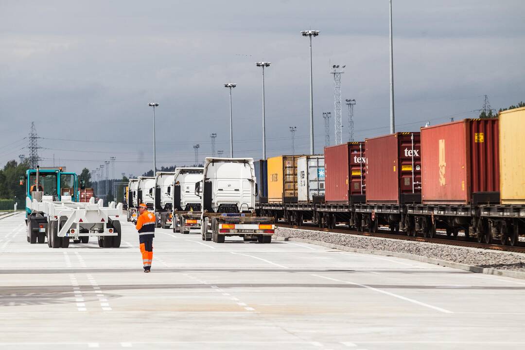 Eksporto įmonėms artėja milijardinis „brexito“ išbandymas