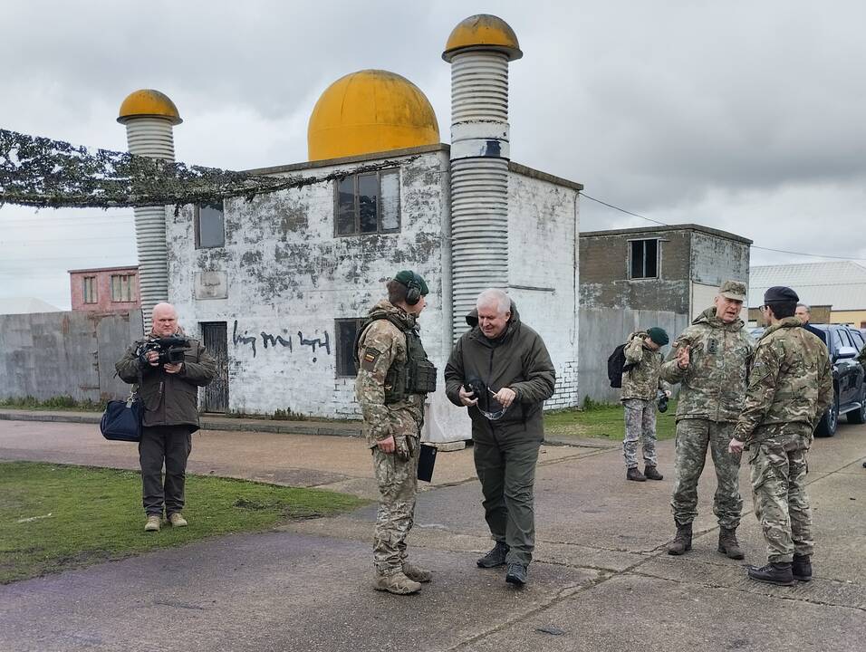 Lietuvos instruktoriai JK apmoko ukrainiečių karius
