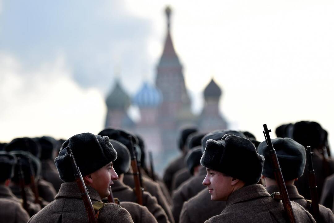 Rusija Baltijos šalių pašonėje kuria naujas divizijas, kuo atsakys NATO?