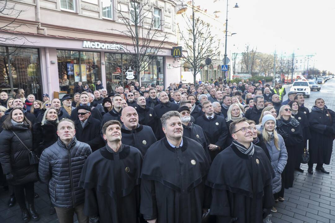Šventinė advokatų eisena