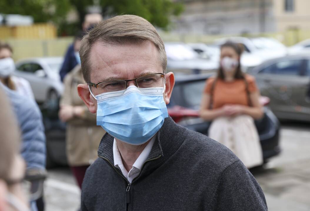 Socialdemokratai apie A. Dulkį: jis nesusitvarko su darbu, praranda pasitikėjimą