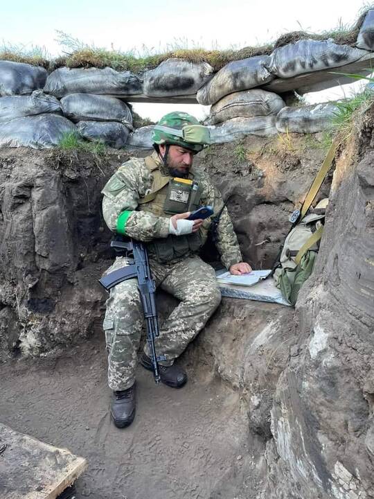 F. Šandoras – garsusis Ukrainos profesorius, skaitantis paskaitas iš apkasų (interviu)