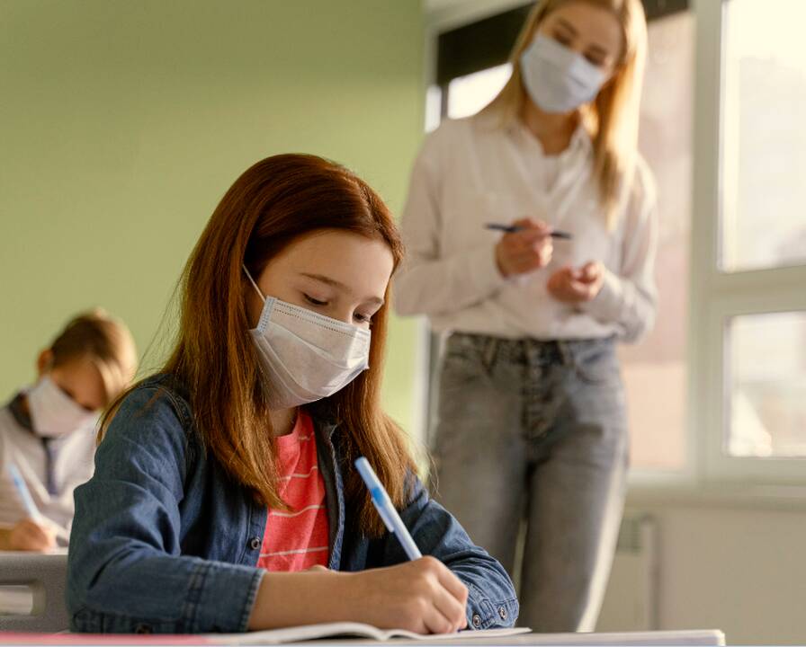 Premjerė: pirmieji žinių dėl grįžimo į mokyklas sulauks pradinukai