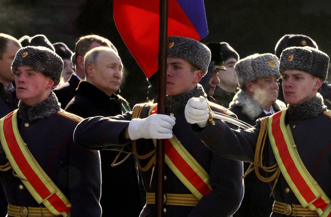 V. Putino pasirašytas įstatymas sukėlė naujų baimių: rusams uždraus išvykti iš šalies?