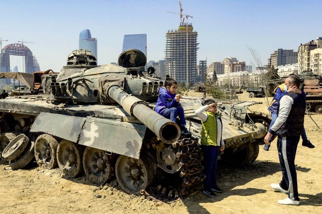 URM: kelia nerimą padėtis Armėnijos ir Azerbaidžano pasienyje