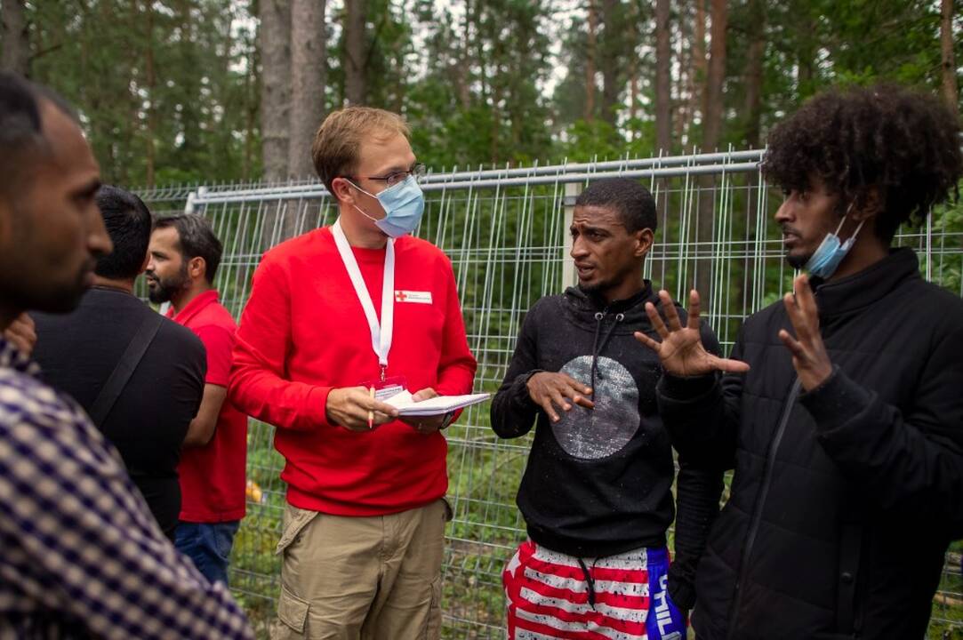 Migrantų krizė: Tarptautinis Raudonasis Kryžius Lietuvai skyrė 280 tūkst. eurų