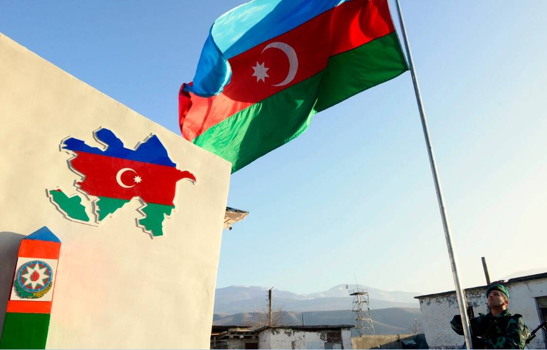 Į Vilnių oficialaus vizito atvyksta Azerbaidžano parlamento vadovė