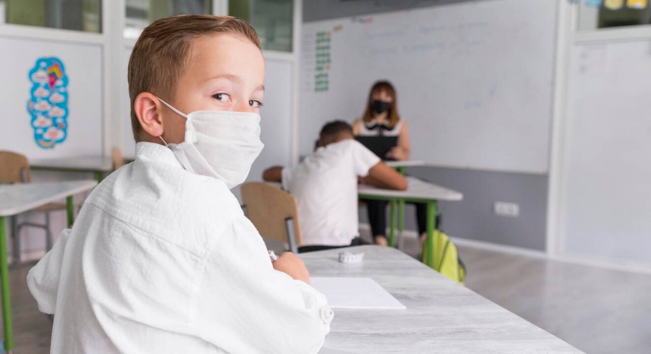 Pagalbai dėl nuotolinio mokymo sunkumų patiriantiems vaikams – 7,5 mln. eurų