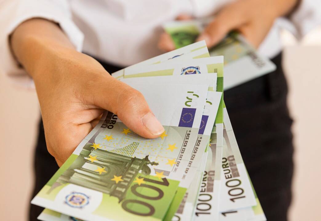 Sukčiai iš vilnietės išviliojo 16,6 tūkst. eurų