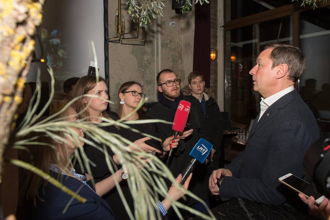 Kandidatai į merus laukia rinkimų rezultatų