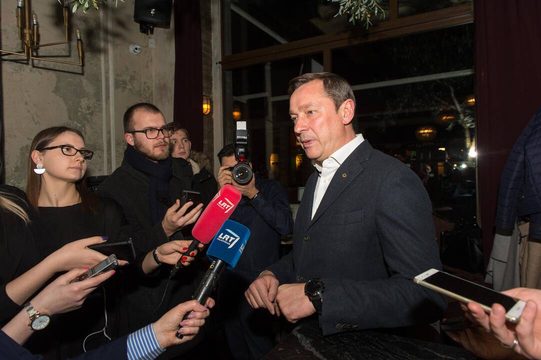 Kandidatai į merus laukia rinkimų rezultatų