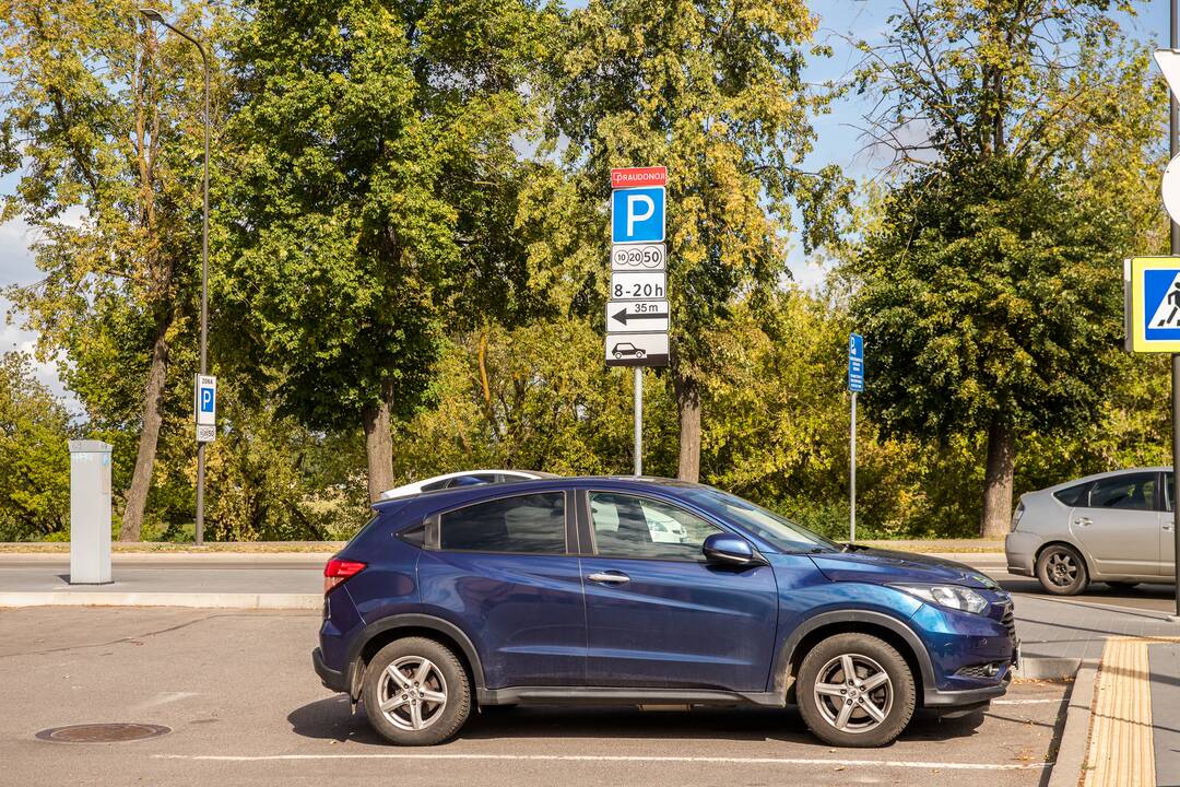 Darbai: šiuo metu pasirašytos sutartys su rangovais dėl sistemos diegimo.