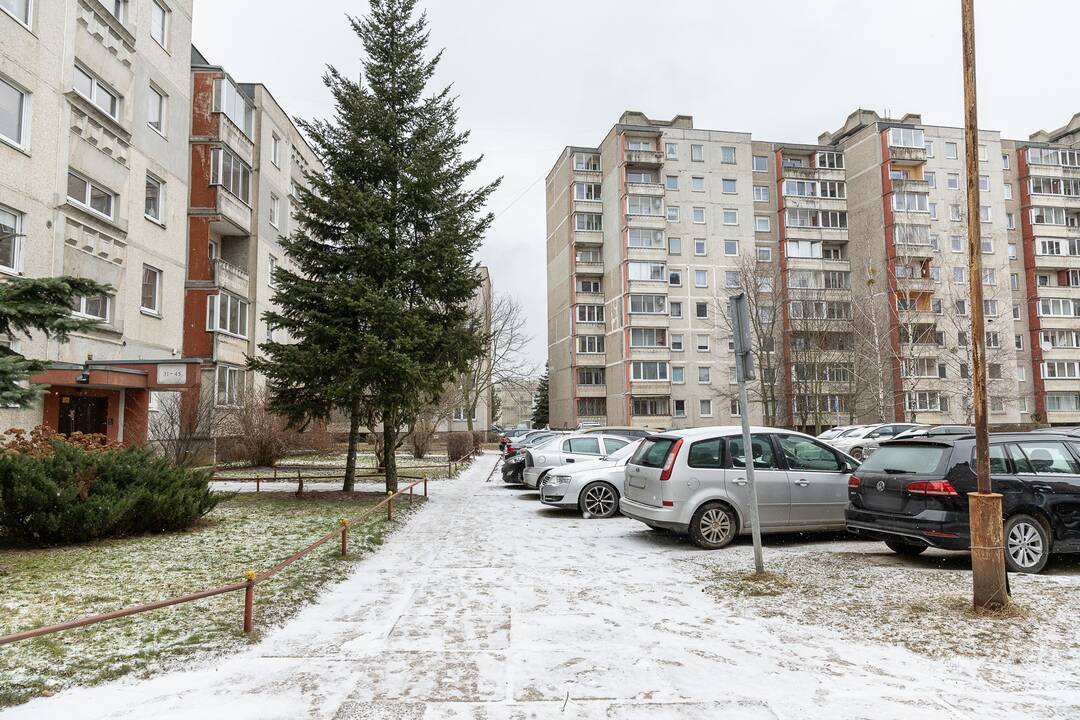 Nejauku: aplinkinių namų gyventojai vakarais priversti vaikščioti tamsoje.