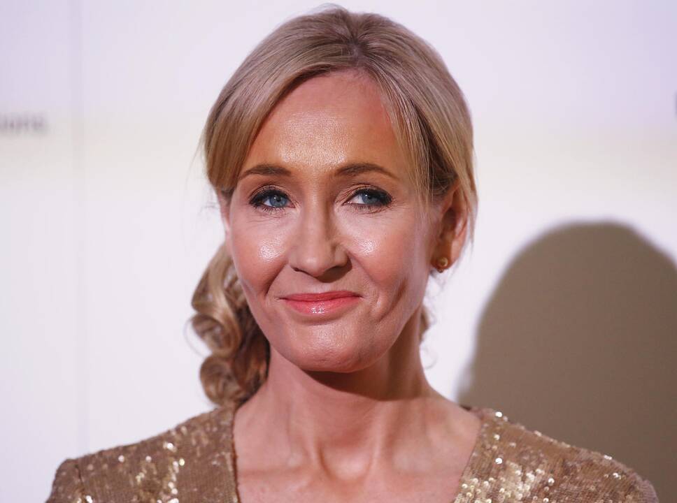 J. K. Rowling fantastinė trilogija virs net penkiais filmais