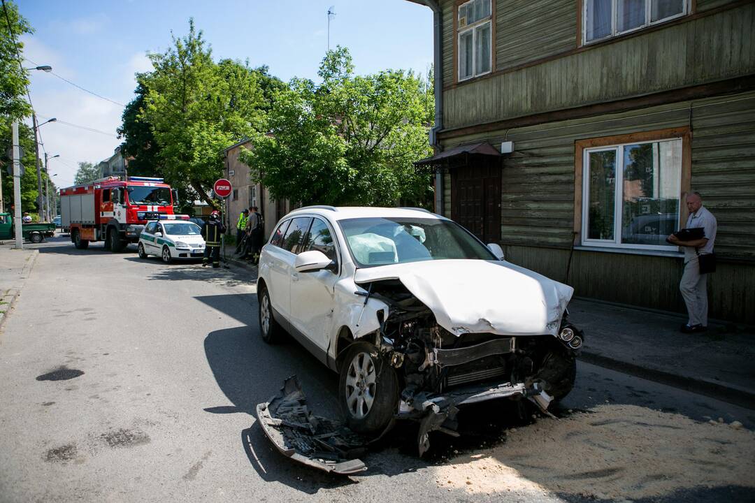 Avarija P. Višinskio ir Aukštaičių g. sankryžoje