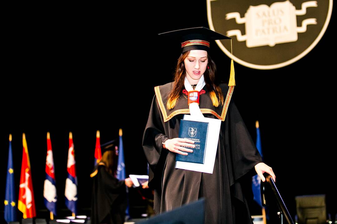 LSMU diplomų įteikimas