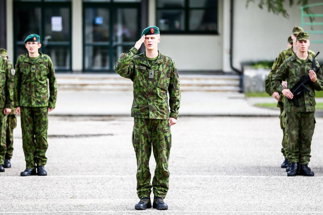 Rukloje prisiekė per 140 kariuomenės naujokų