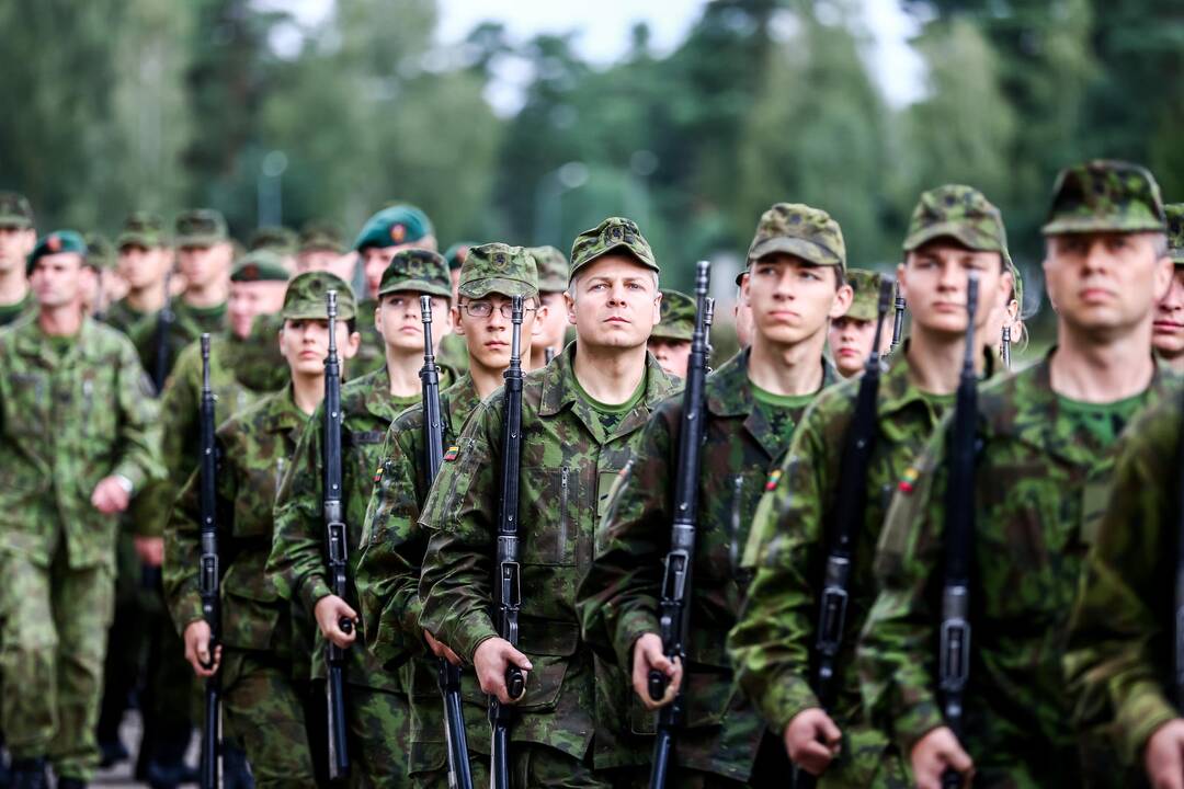 Rukloje prisiekė per 140 kariuomenės naujokų