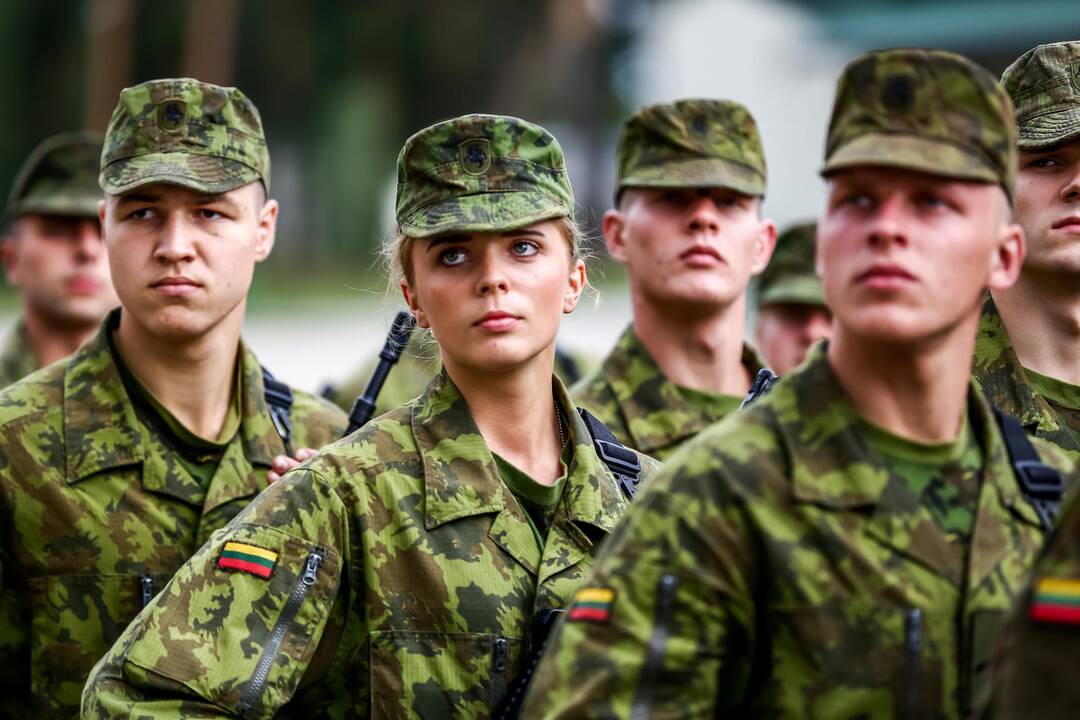 Rukloje prisiekė per 140 kariuomenės naujokų