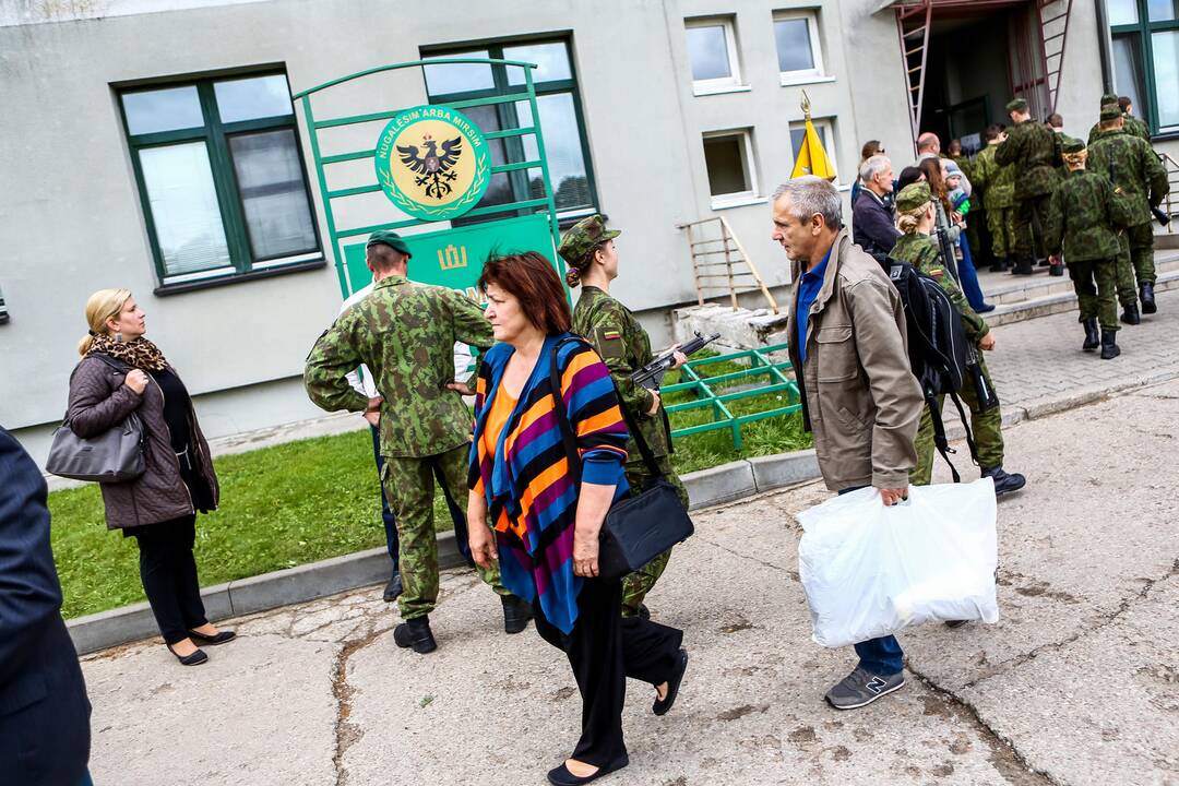 Rukloje prisiekė per 140 kariuomenės naujokų