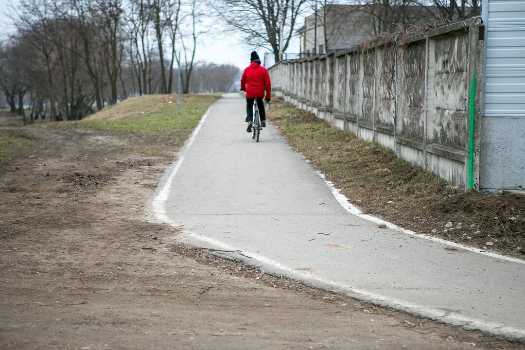 Dviratininkų sezono laukia su baime