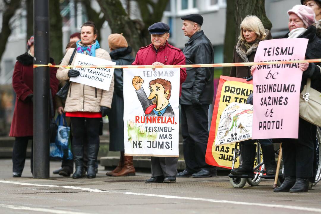 Mitingas Laisvės alėjoje