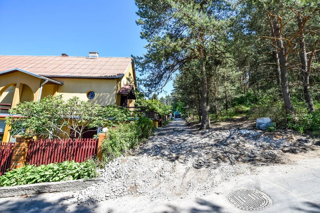 Kleboniškio mišką niokoja buldozeriai 