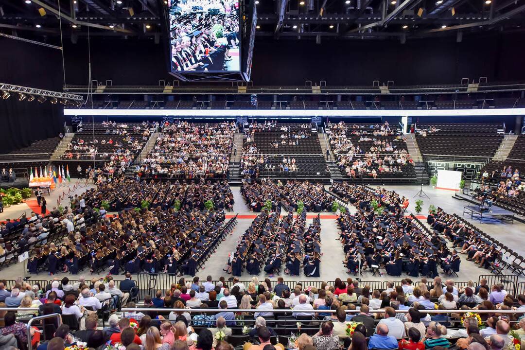 LSMU diplomų įteikimo šventė