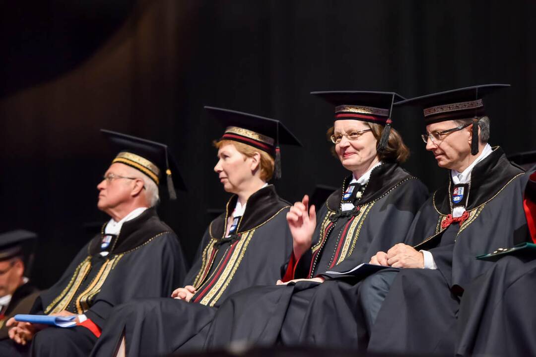 LSMU diplomų įteikimo šventė