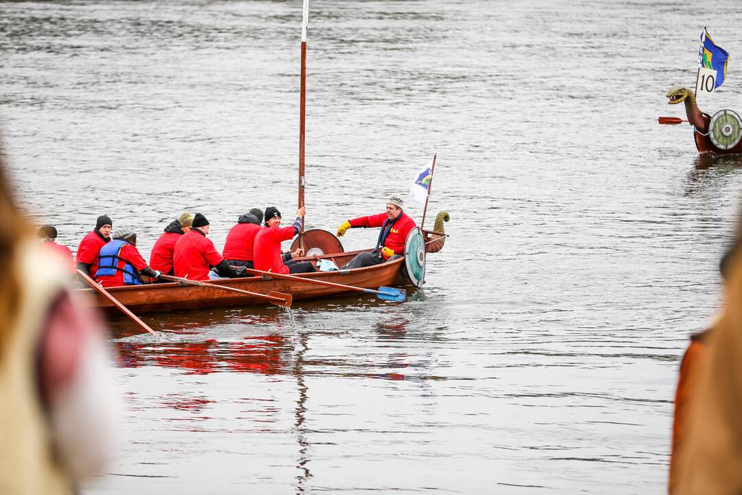 Vikingų laivai Zapyškyje