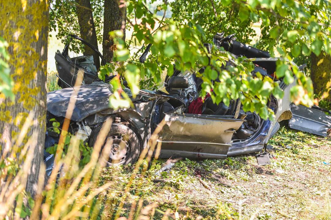 Per avariją netoli Raudondvario žuvo trys žmonės