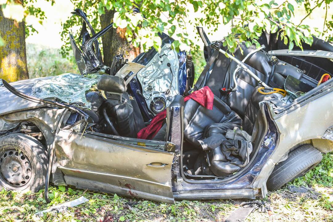 Per avariją netoli Raudondvario žuvo trys žmonės