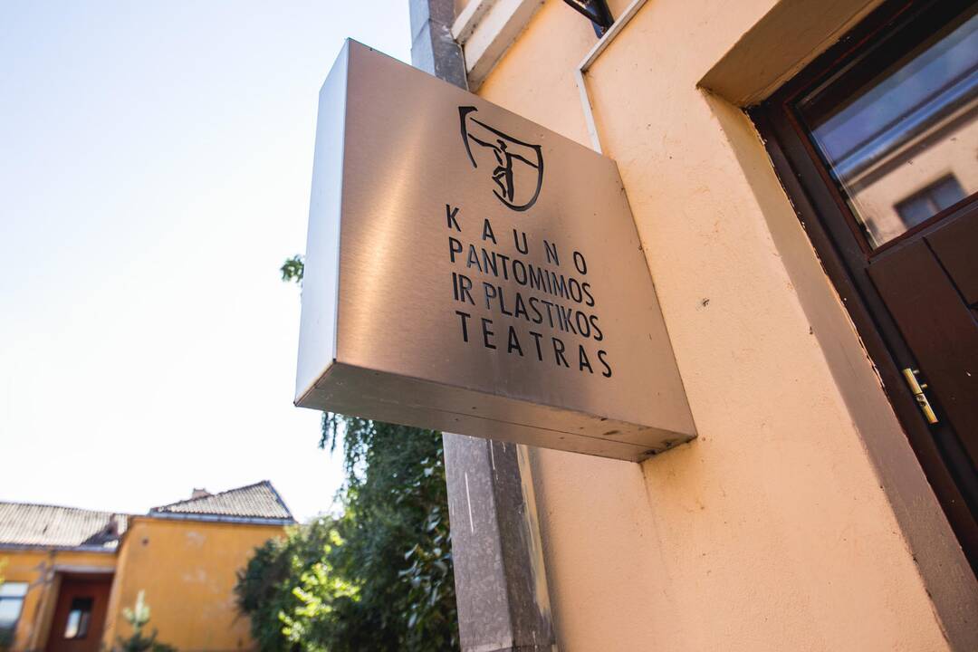 Uždaromas Kauno pantomimos ir plastikos teatras