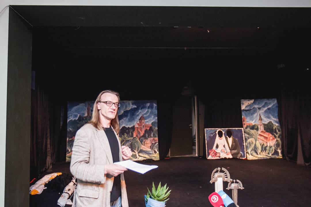 Uždaromas Kauno pantomimos ir plastikos teatras