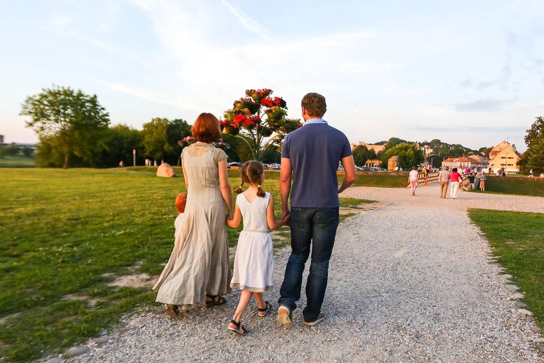 Festivalio „Operetė Kauno pilyje“ metu kauniečiai giedojo himną