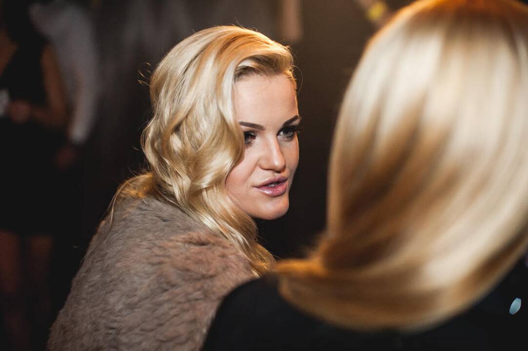 Neringa Šiaudikytė savo gimtadienį šventė Kauno naktiniame klube