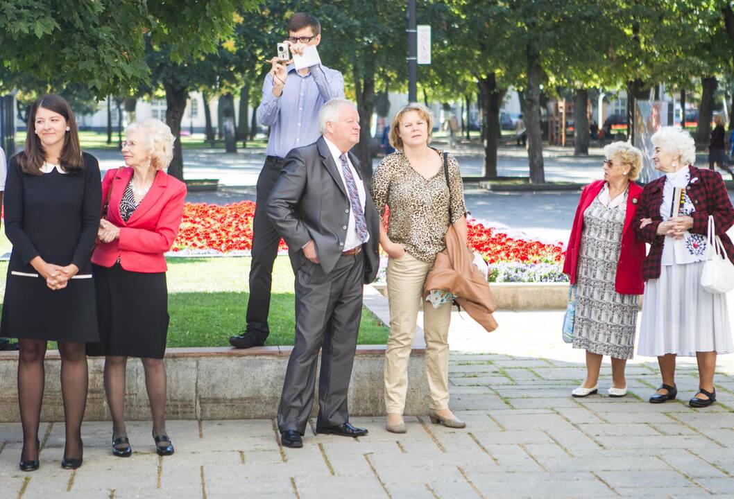 Baudų mėtymo konkursas prie Kauno miesto savivaldybės