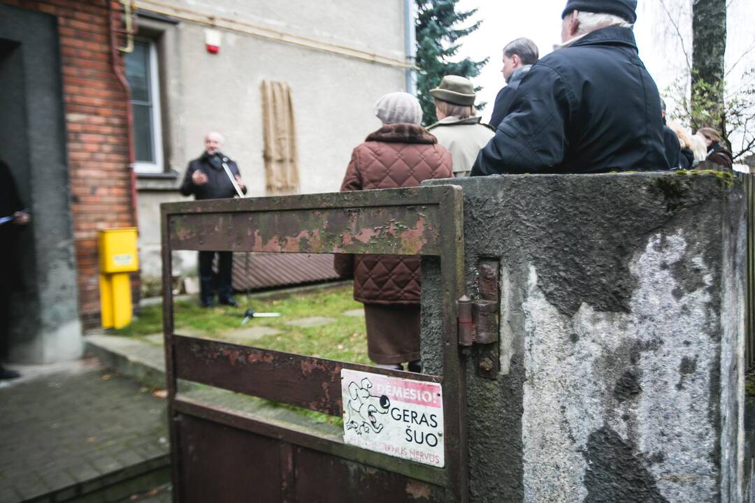 Atidengta memorialinė lenta Juozui Papečkiui
