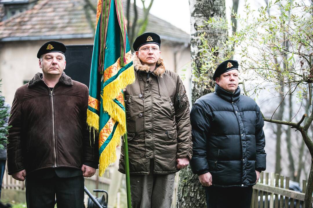 Atidengta memorialinė lenta Juozui Papečkiui