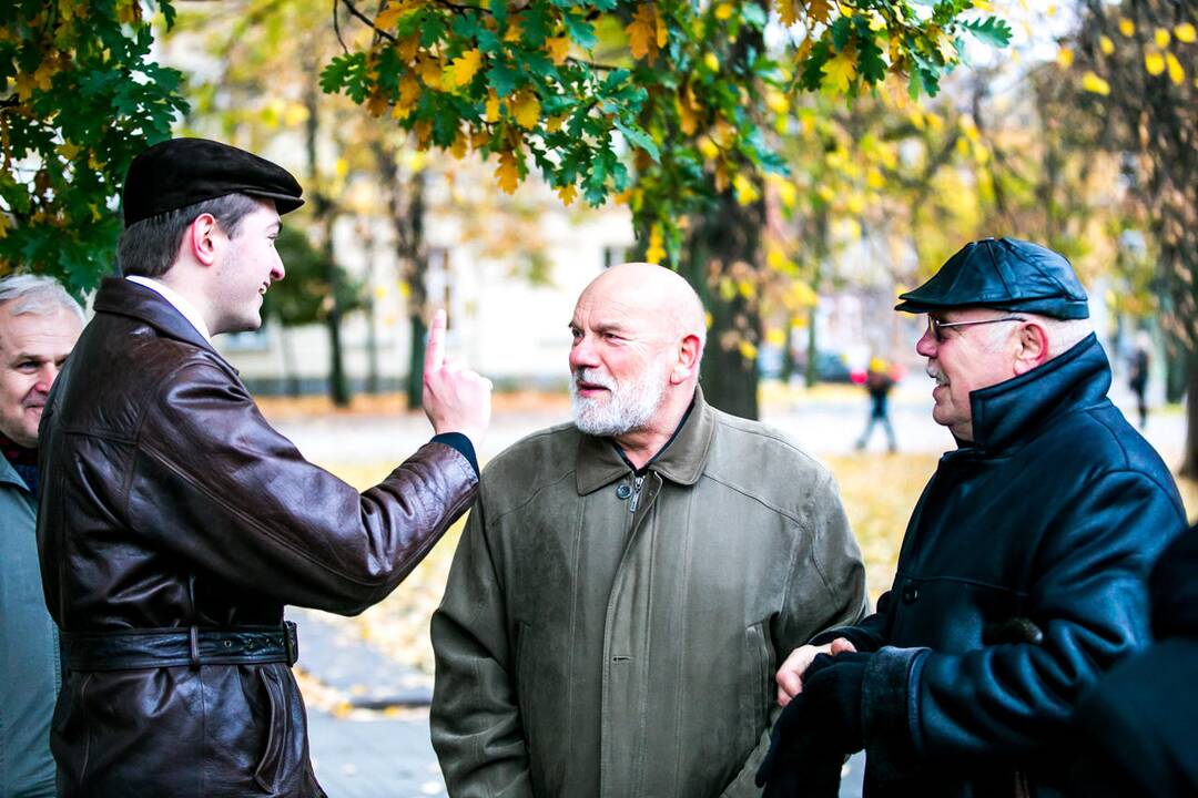 Vienybės aikštėje Kaune- protestas prieš NATO