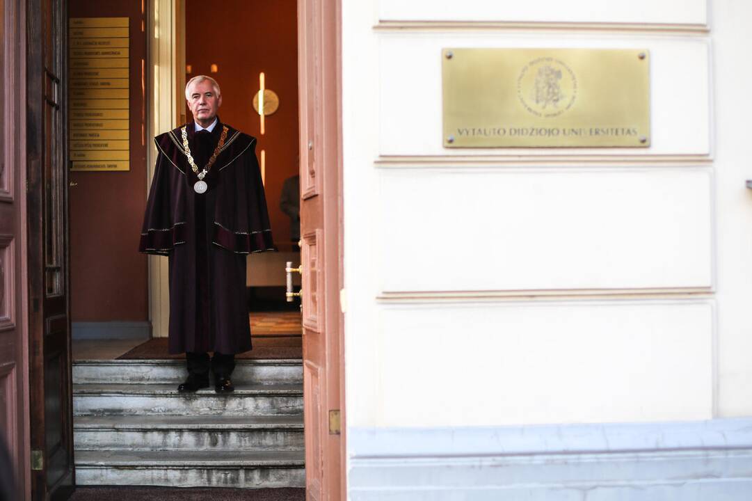 Jungtinių Tautų vadovui Kaune suteiktas VDU garbės daktaro vardas