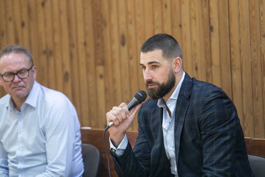 Knygos „Jonas Valančiūnas. Su kamuoliu paskui svajonę“ pristatymas