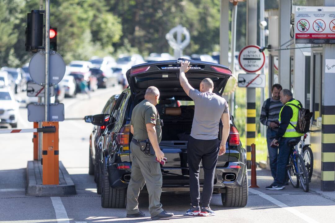 Eilės į Baltarusiją per Šumską