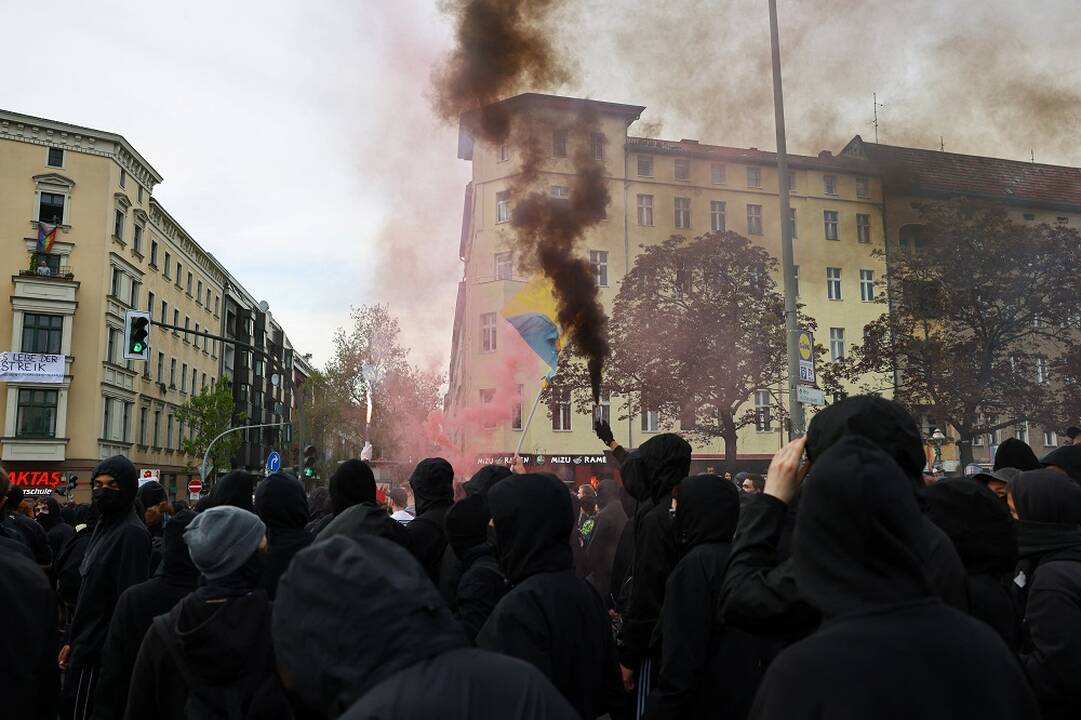 Gegužės 1-oji: demonstracijose visame pasaulyje kalbėta ne vien apie darbuotojų teises