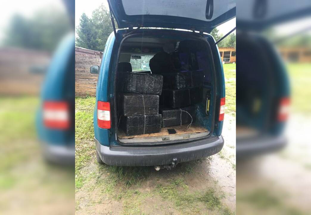 Dėl cigarečių kontrabandos antrą kartą įkliuvusiam vyrui – laisvės atėmimo bausmė
