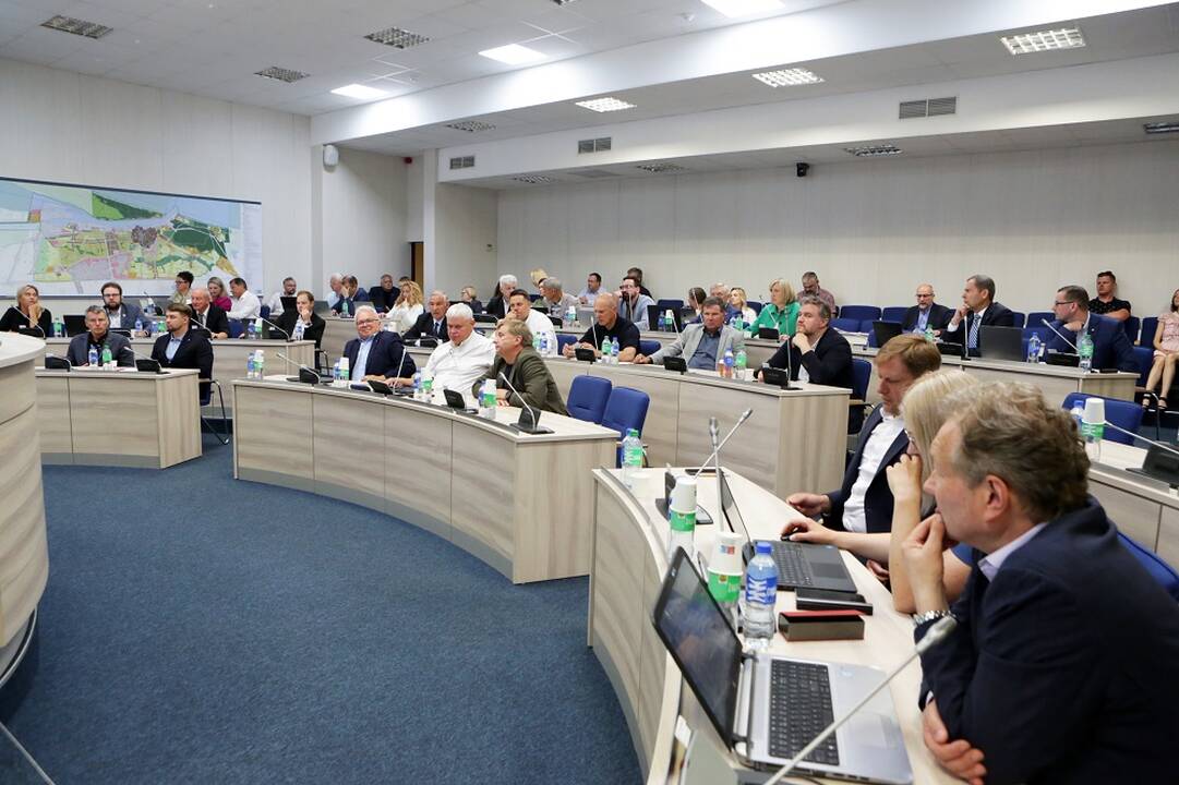 Prievolė: tarybos posėdžiai vyksta savivaldybės salėje, tačiau komitetai posėdžiauja nuotoliniu būdu.
