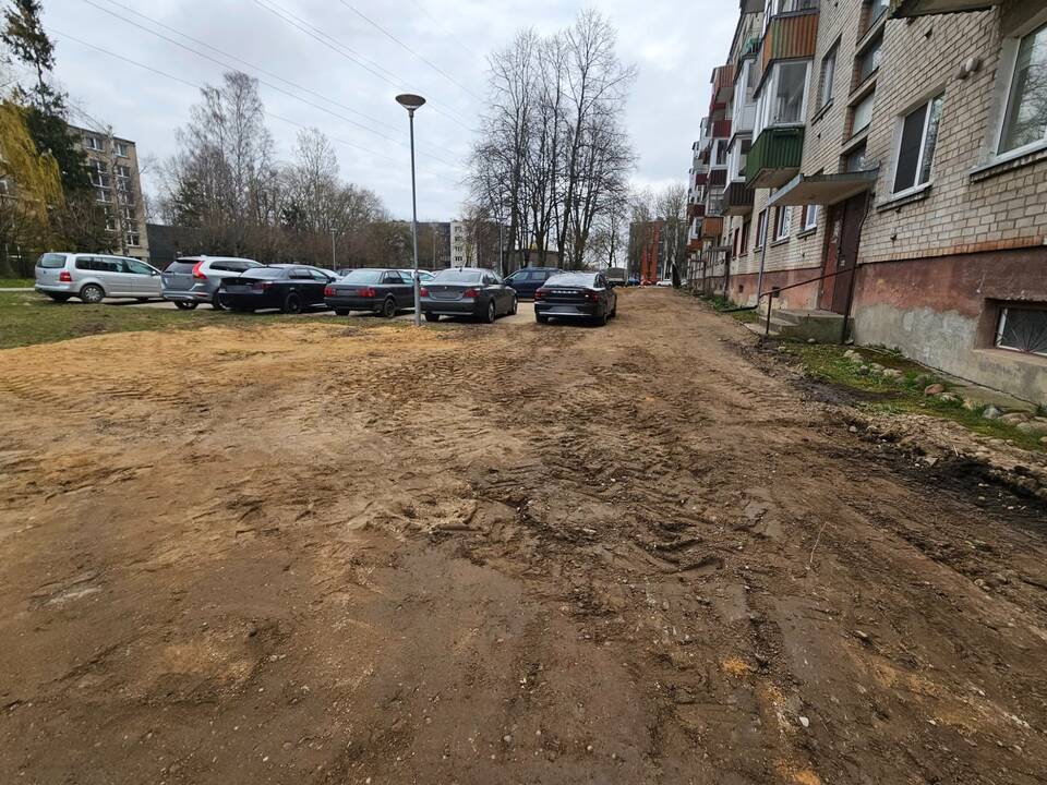 Klaipėdoje įrengiamos papildomos automobilių parkavimo vietos
