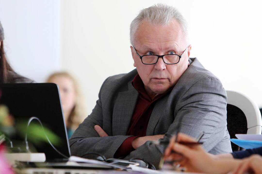Pretenzijos: prestižiniame name būstus įsigijusius klaipėdiečius ištiko šokas, kai sužinojo, kad kaimynystėje savivaldybė nupirko butą vaikų namų globotiniams.