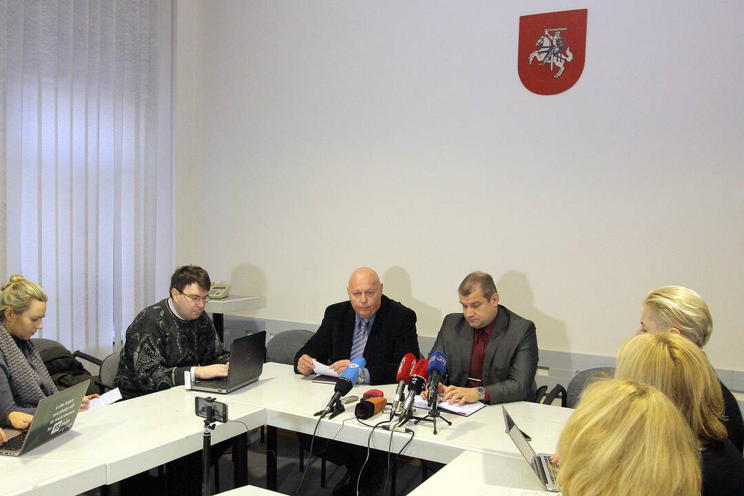Surengta spaudos konferencija dėl saviečių vaikžudžio bylos.